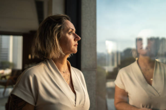 accounting desk laptop calculator